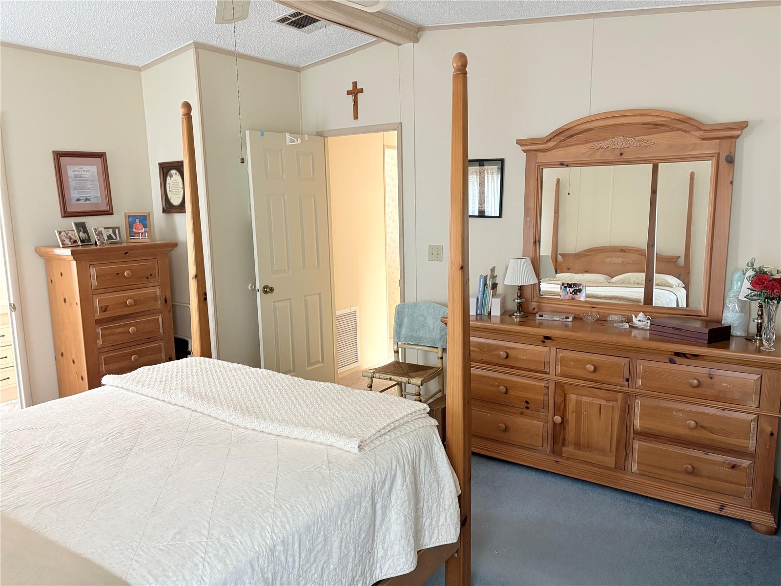 25051 BETTON HL, LEESBURG, FL — photo 57