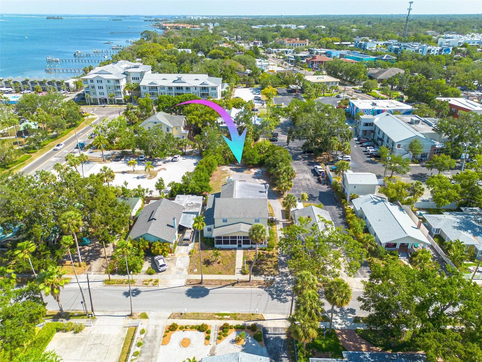 220 SCOTLAND ST, DUNEDIN, FL — photo 1