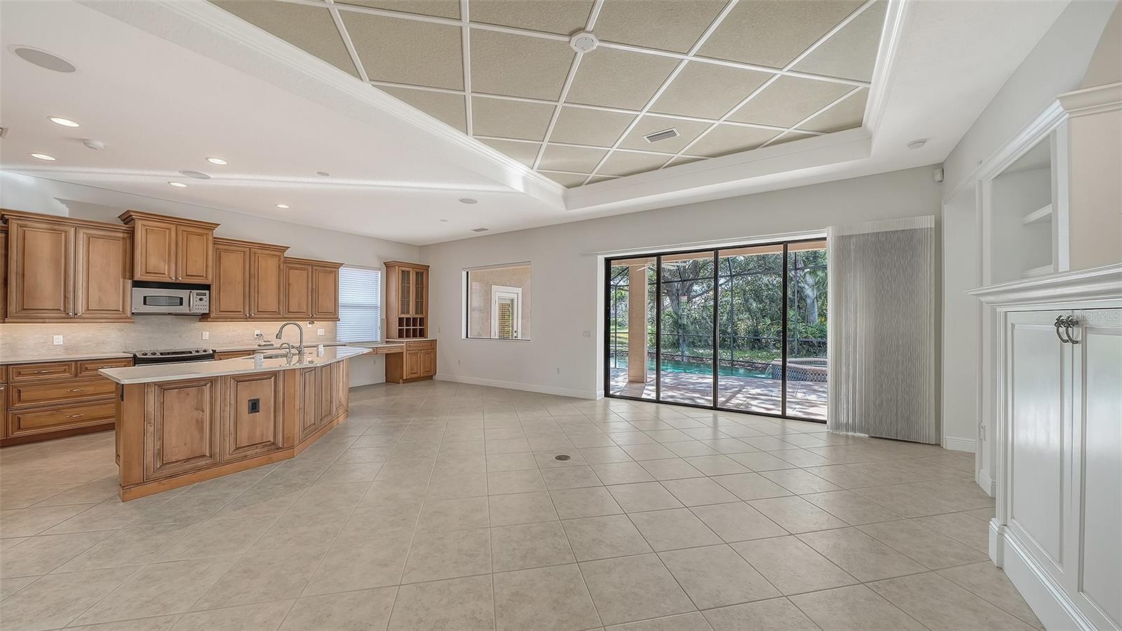 13911 SIENA LOOP, LAKEWOOD RANCH, FL — photo 16