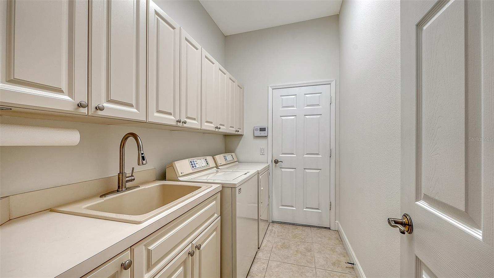 13911 SIENA LOOP, LAKEWOOD RANCH, FL — photo 54
