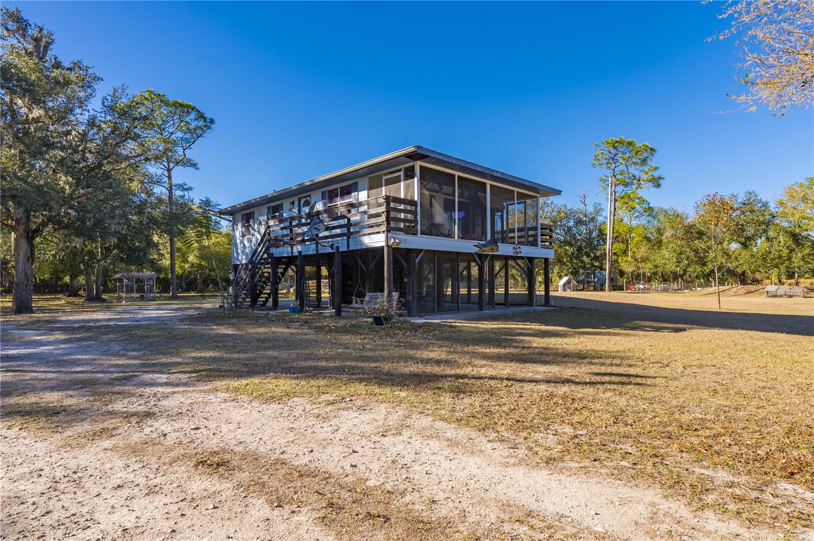 2207 SW BLOSSOM AVE, ARCADIA, FL — photo 3
