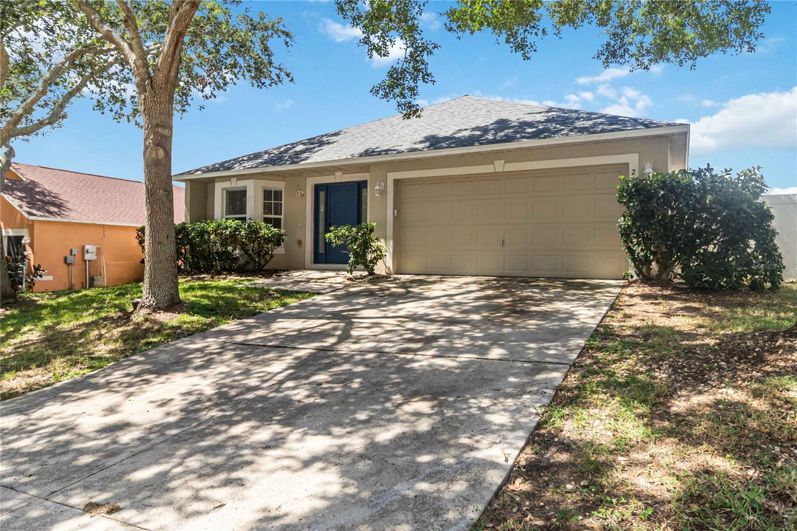 2225 SANDRIDGE CIR, EUSTIS, FL