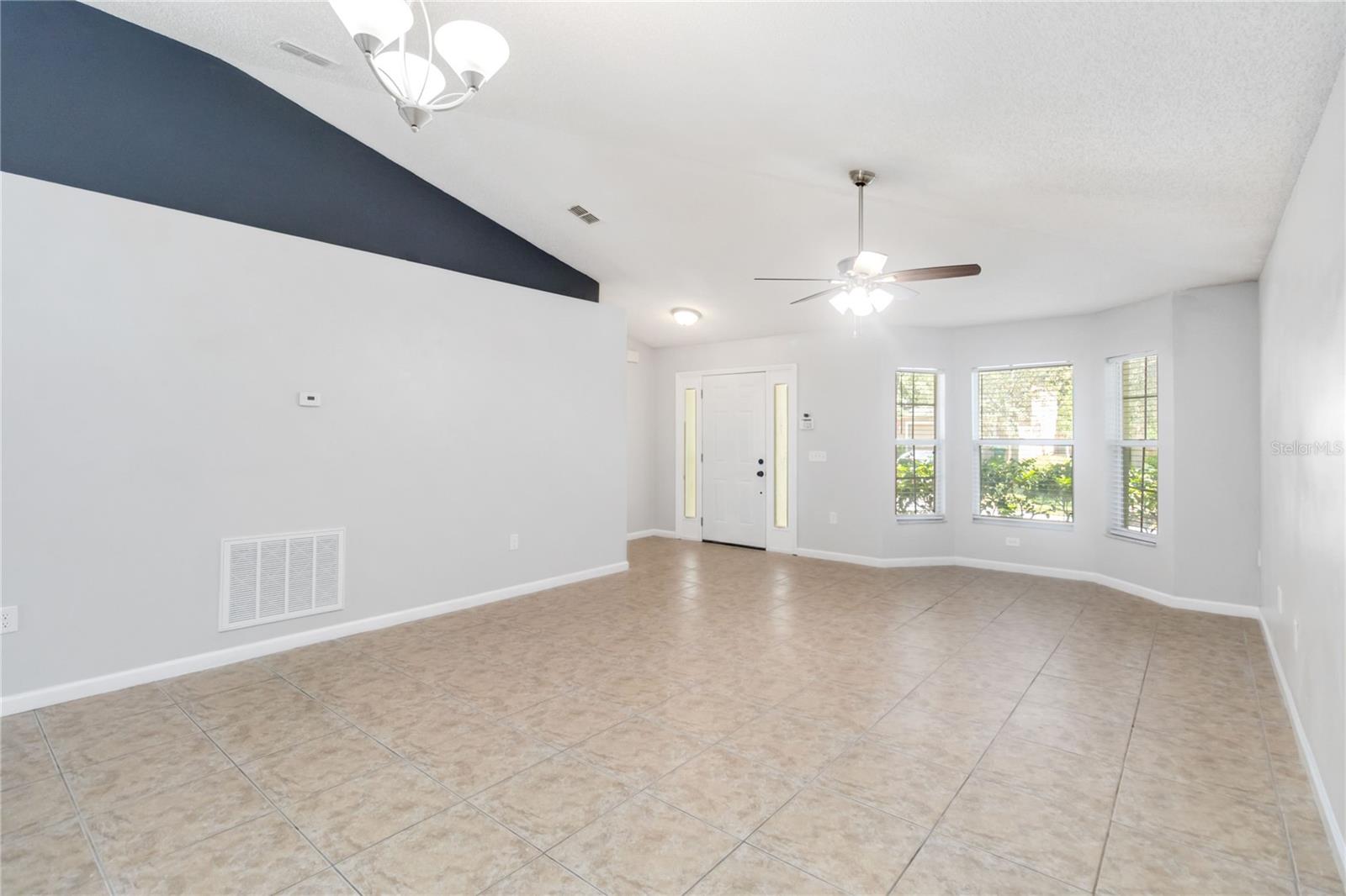 2225 SANDRIDGE CIR, EUSTIS, FL — photo 18