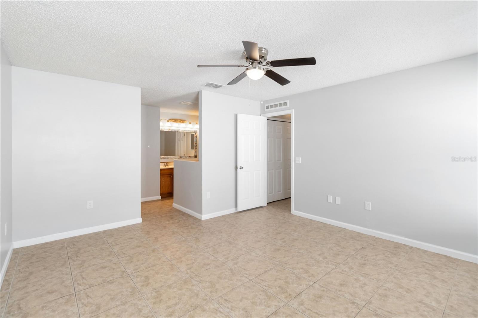 2225 SANDRIDGE CIR, EUSTIS, FL — photo 34