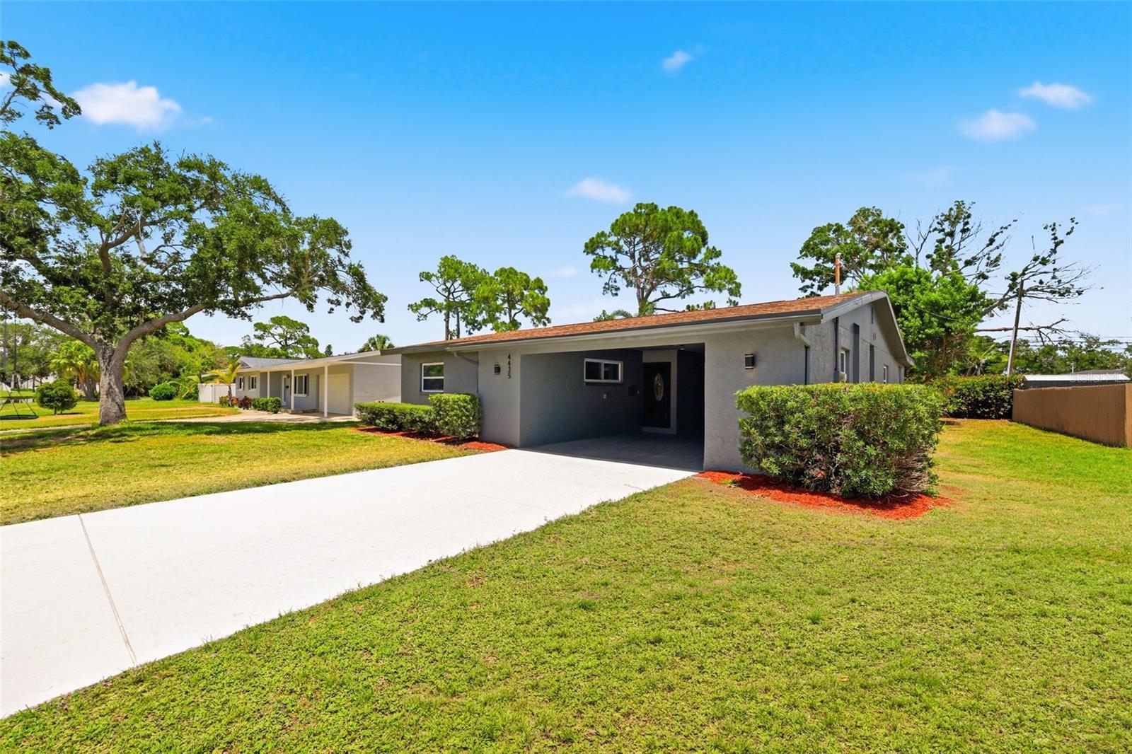 4435 HUNTINGTON ST NE, ST PETERSBURG, FL
