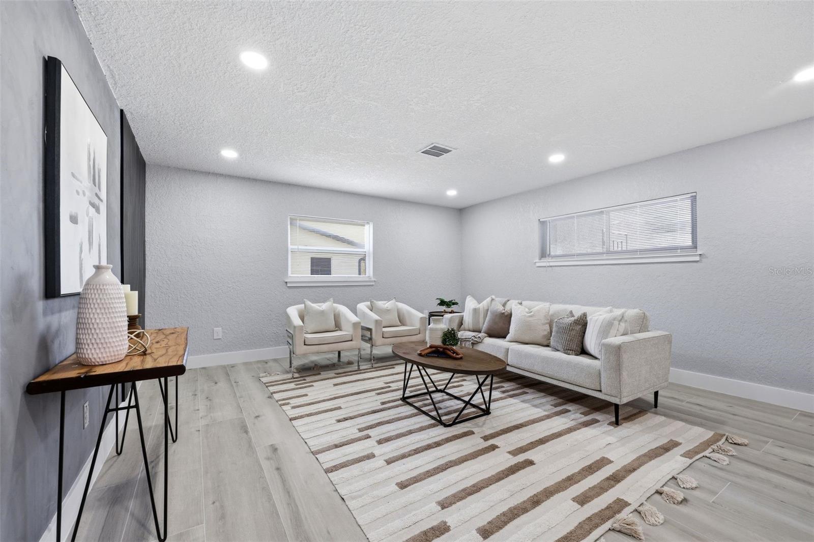 4435 HUNTINGTON ST NE, ST PETERSBURG, FL — photo 14