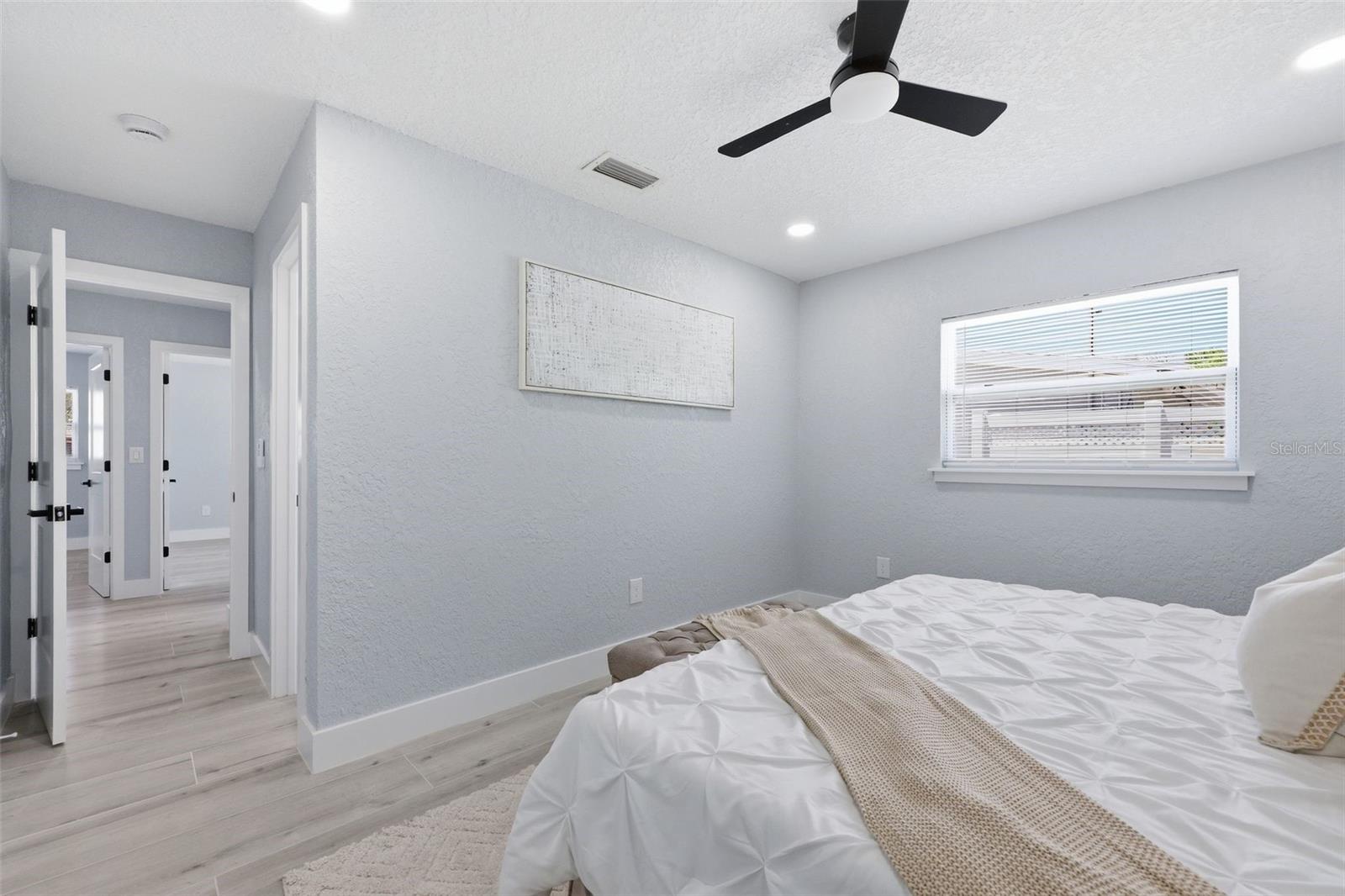 4435 HUNTINGTON ST NE, ST PETERSBURG, FL — photo 17
