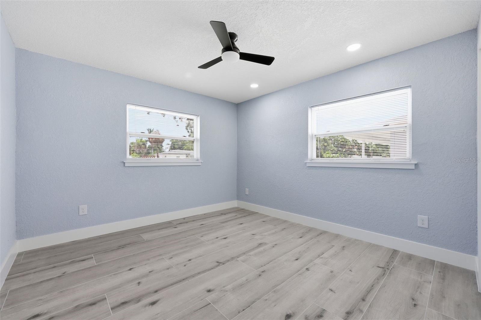 4435 HUNTINGTON ST NE, ST PETERSBURG, FL — photo 21