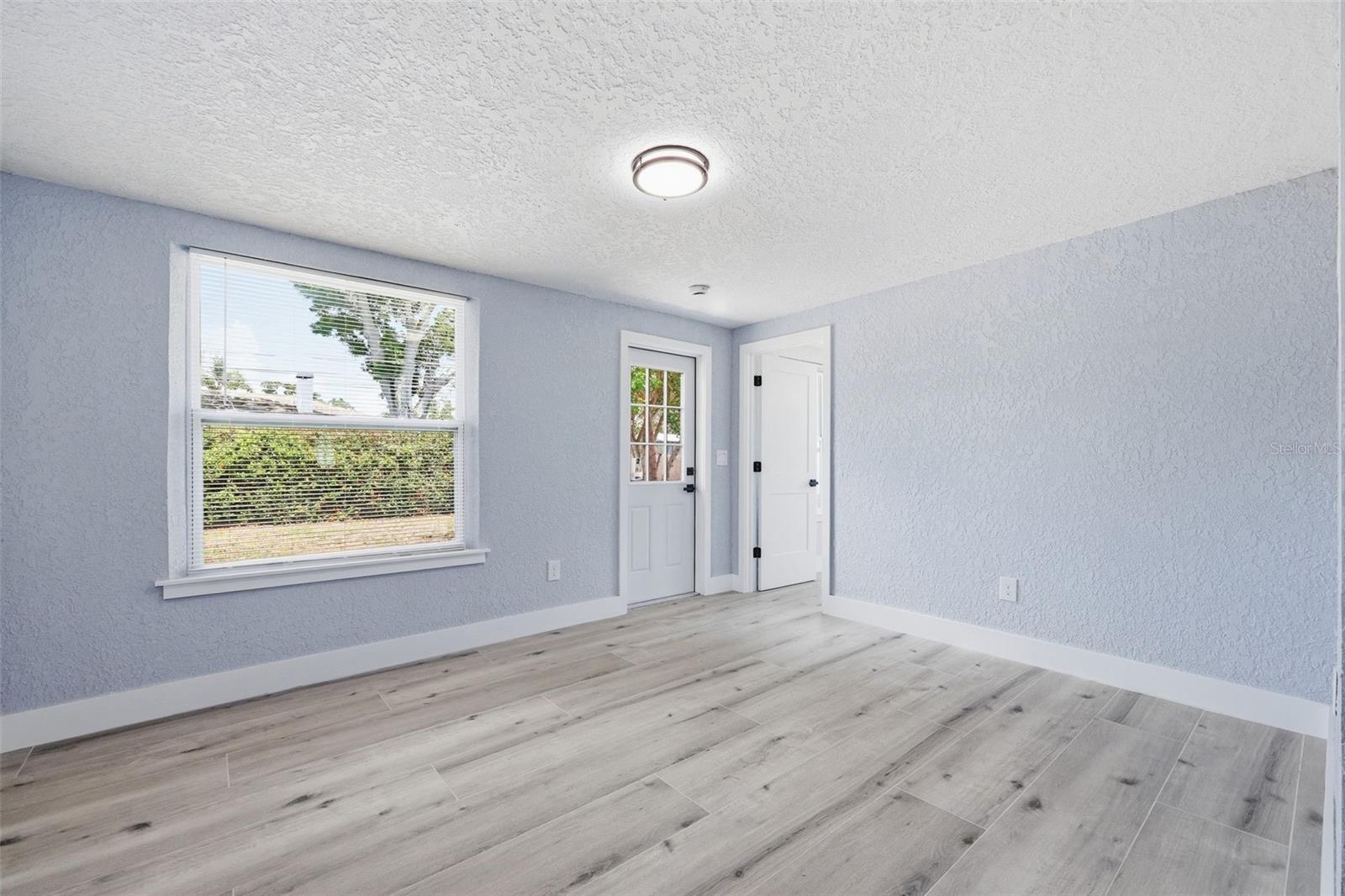4435 HUNTINGTON ST NE, ST PETERSBURG, FL — photo 25