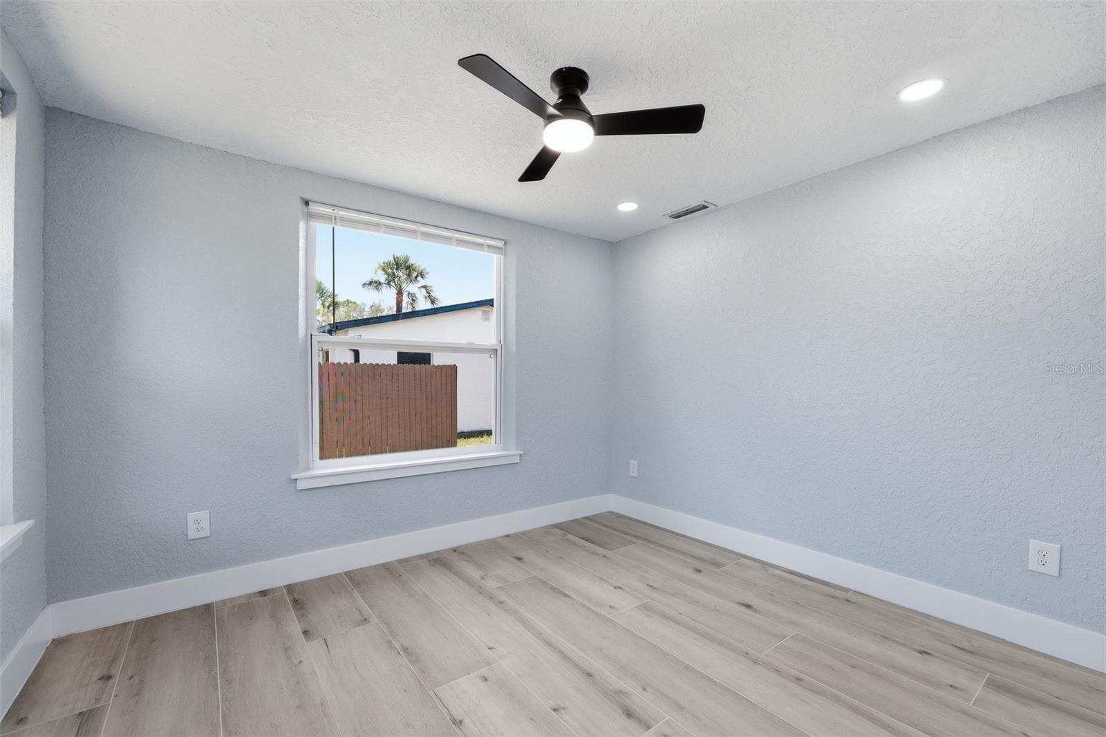 4435 HUNTINGTON ST NE, ST PETERSBURG, FL — photo 27