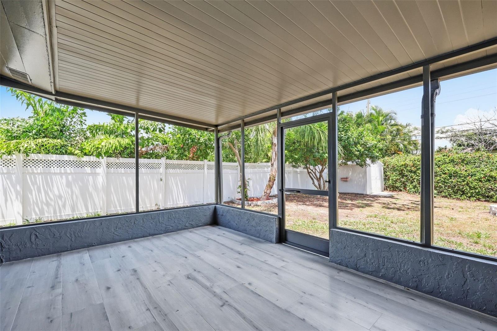 4435 HUNTINGTON ST NE, ST PETERSBURG, FL — photo 31