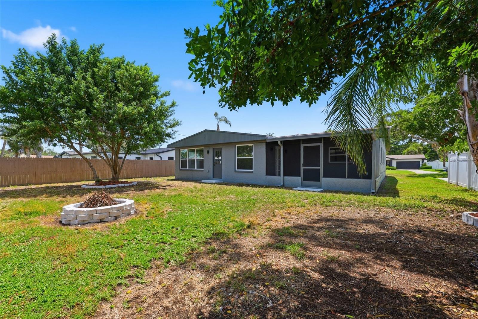 4435 HUNTINGTON ST NE, ST PETERSBURG, FL — photo 35