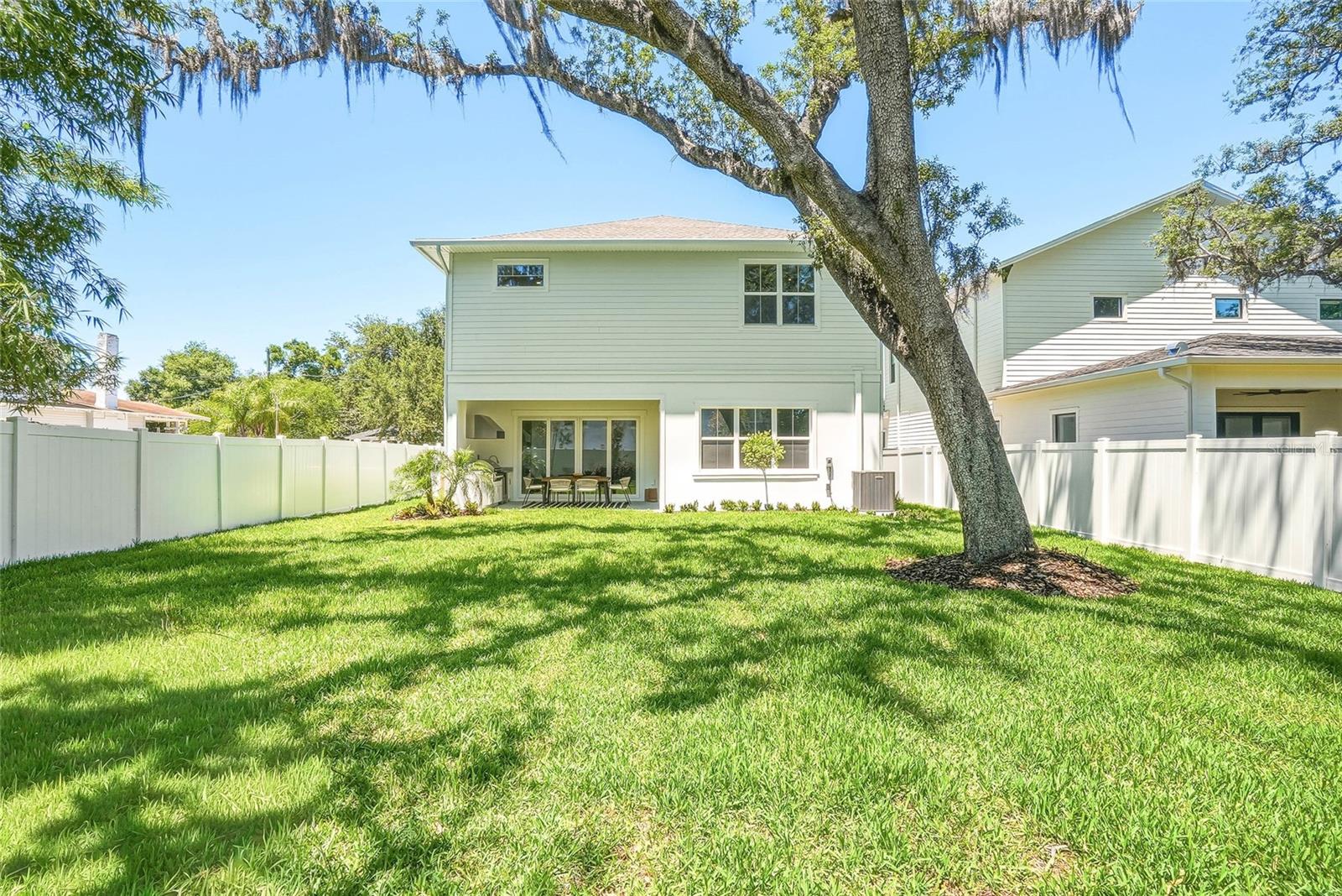 814 W AMELIA AVE, TAMPA, FL — photo 64