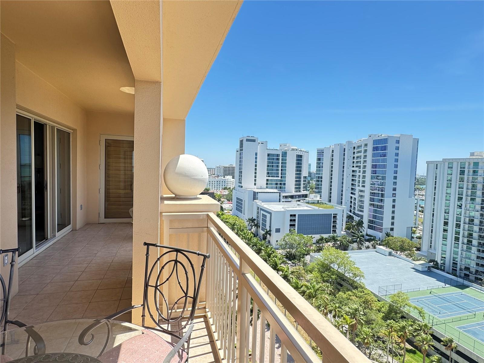 1111 RITZ CARLTON DR #1404, SARASOTA, FL — photo 38