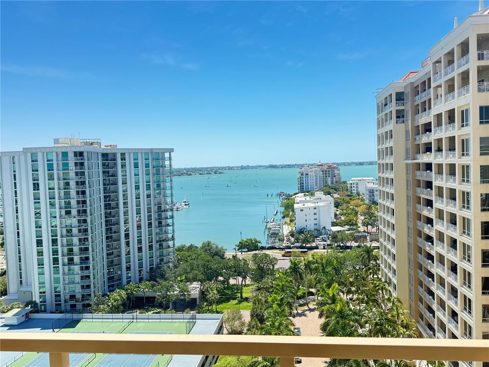 1111 RITZ CARLTON DR #1404, SARASOTA, FL — photo 42