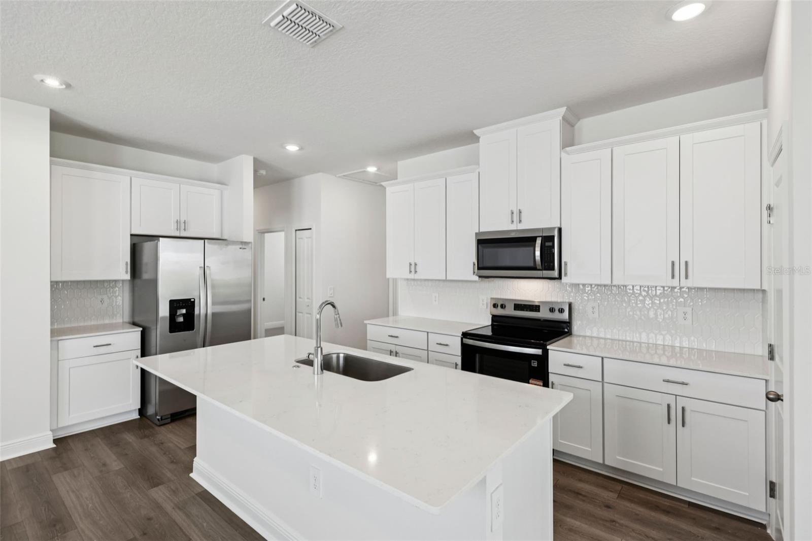 2300 HEN RD, MINNEOLA, FL — photo 24