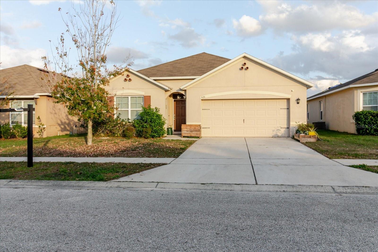 525 SQUIRES GROVE DR, WINTER HAVEN, FL