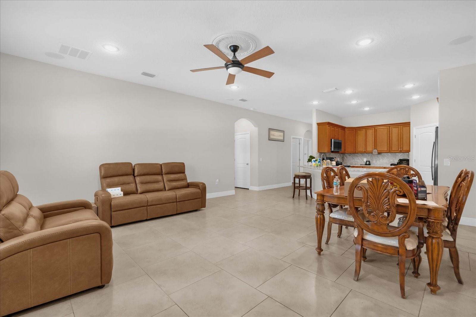 705 LENOX PL, KISSIMMEE, FL — photo 51