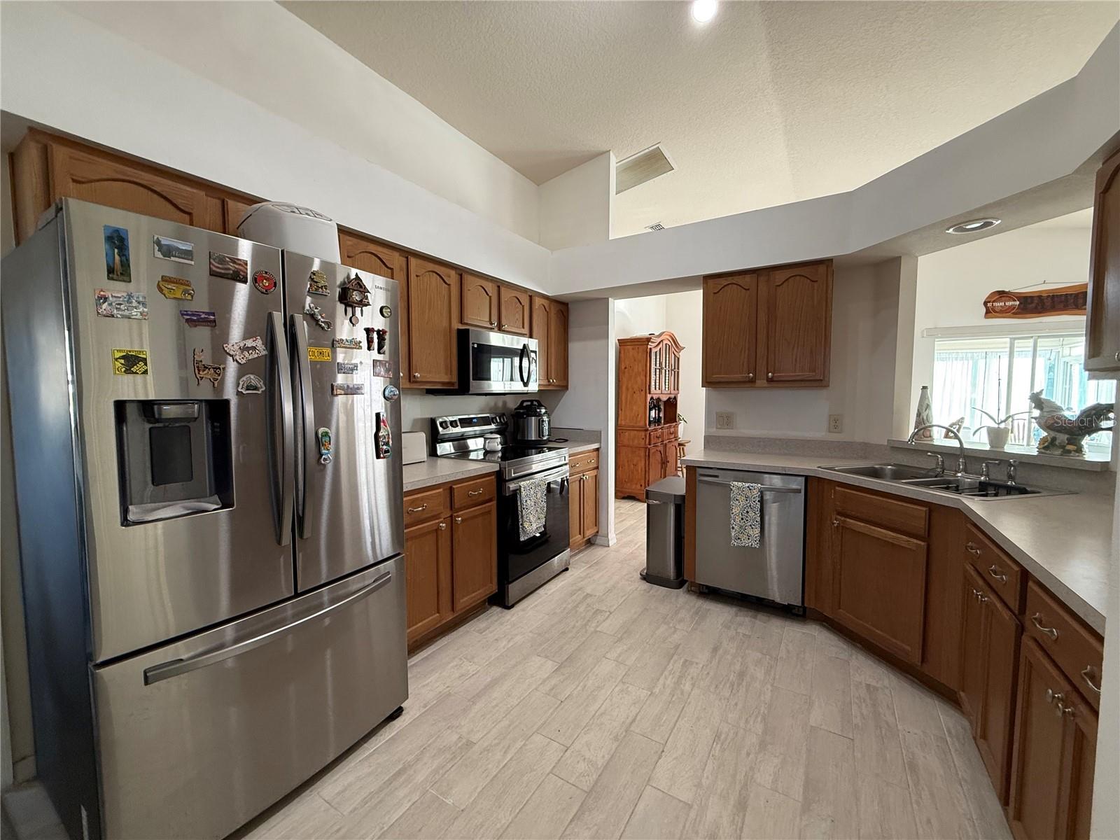 25607 BELLE HELENE, LEESBURG, FL — photo 4