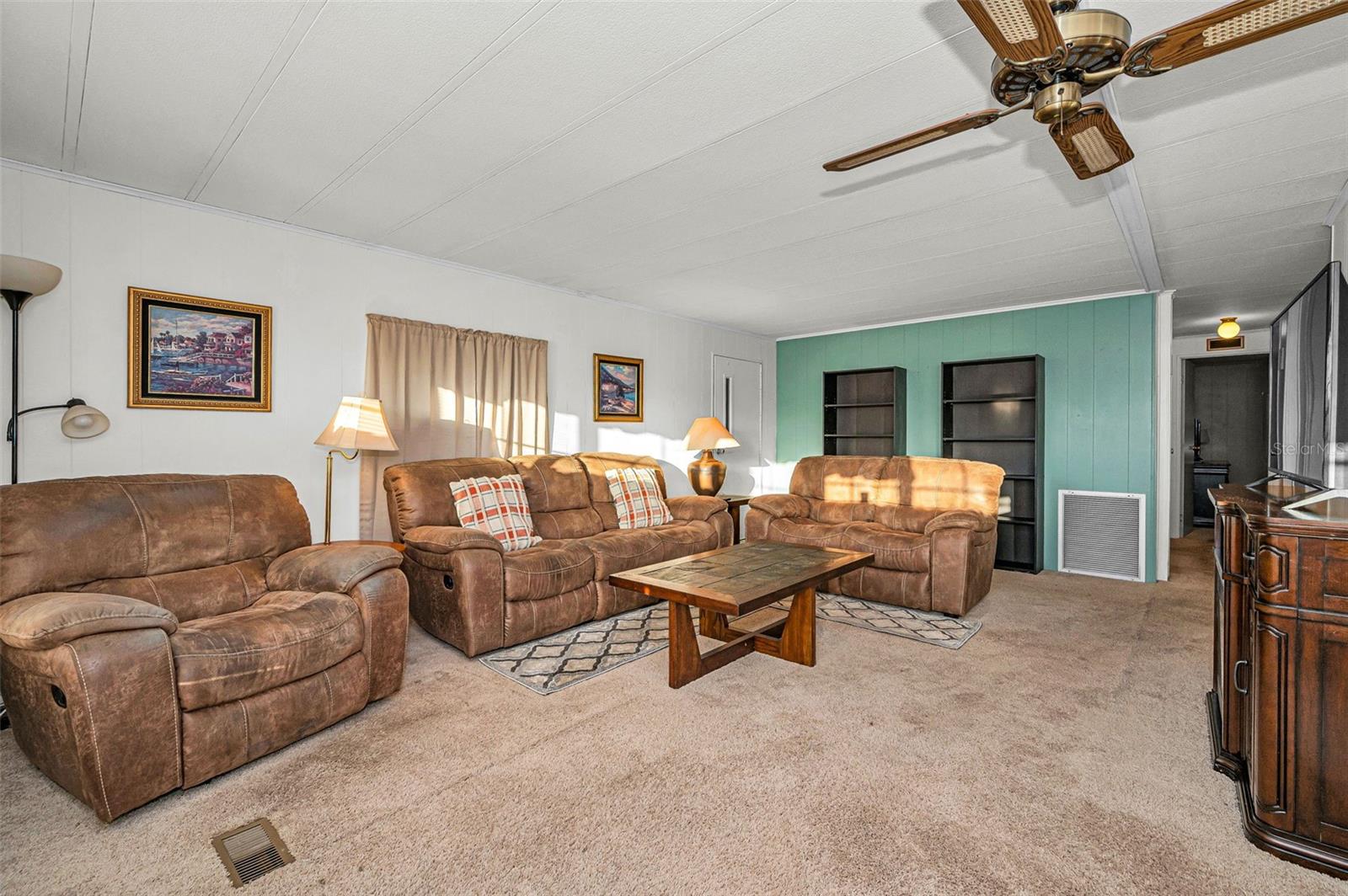 3318 CARNATION LN, ZEPHYRHILLS, FL — photo 12
