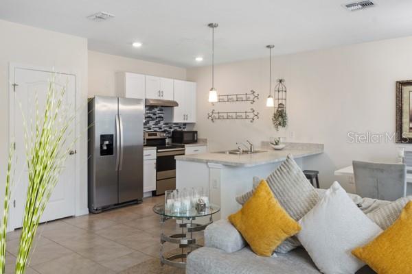 408 DANUBE DR, KISSIMMEE, FL — photo 5