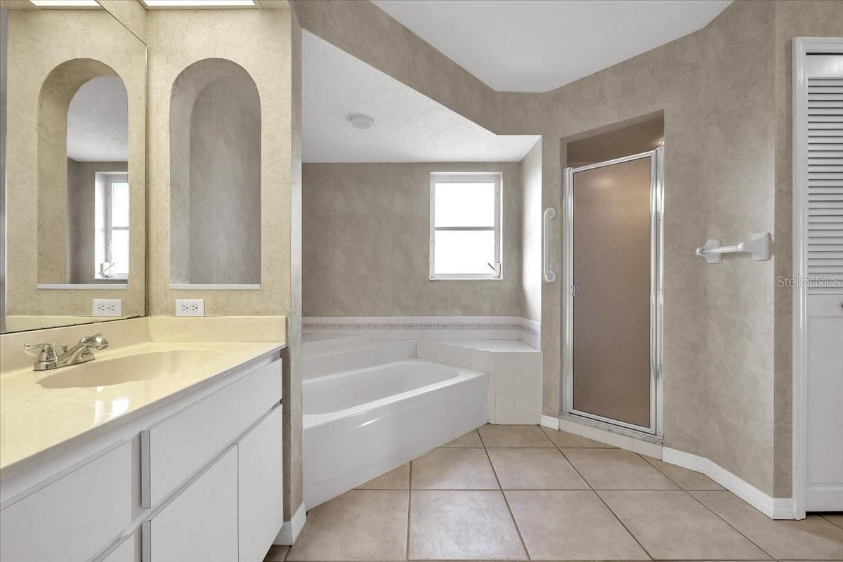 272 BROADMOOR LN, ROTONDA WEST, FL — photo 38