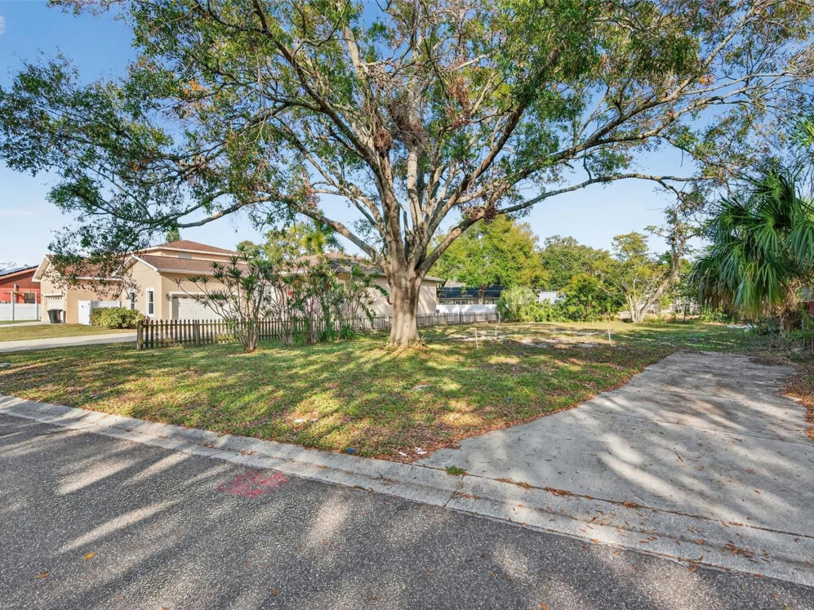 6311 HOBSON ST NE, ST PETERSBURG, FL — photo 3