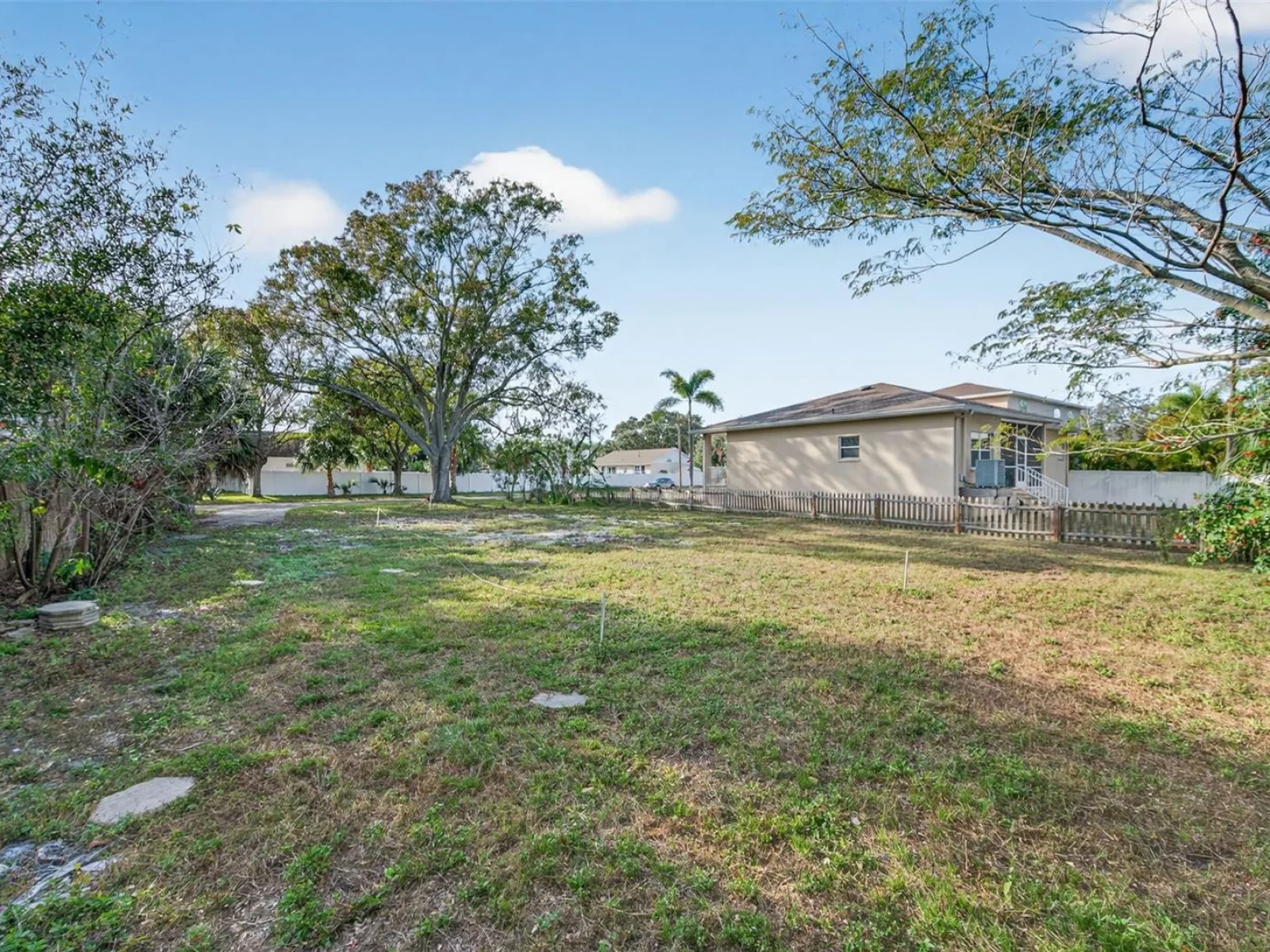 6311 HOBSON ST NE, ST PETERSBURG, FL — photo 4