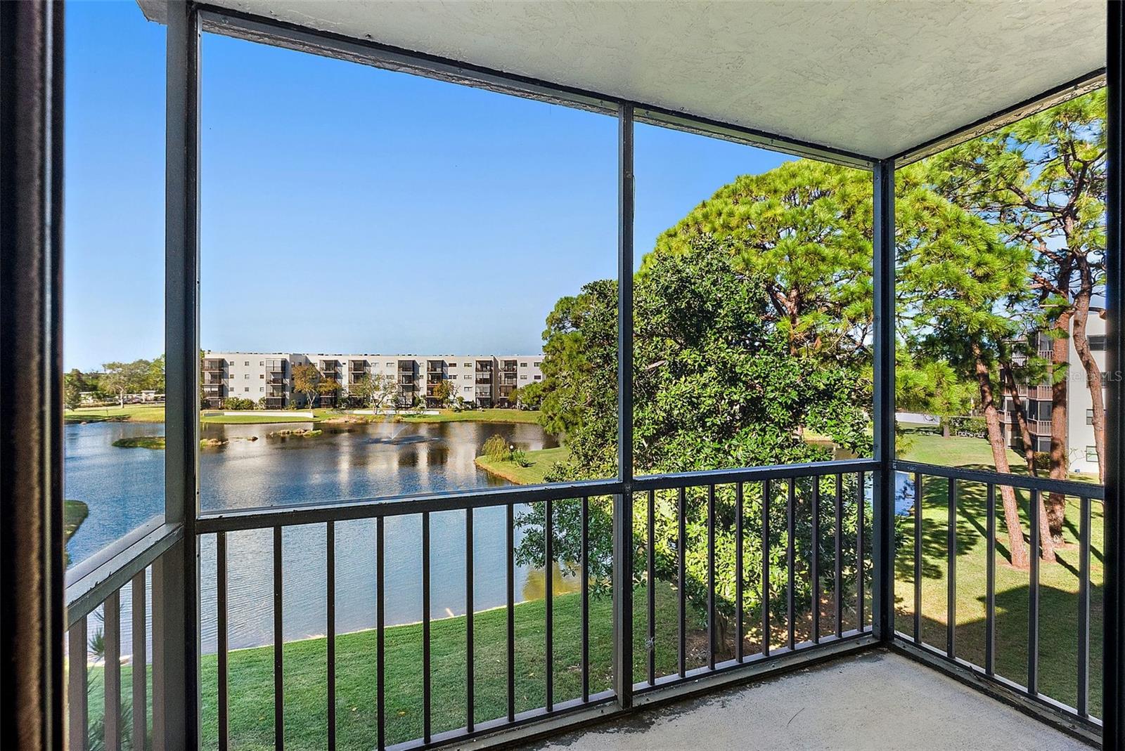 6188 80TH ST N #303, ST PETERSBURG, FL — photo 4
