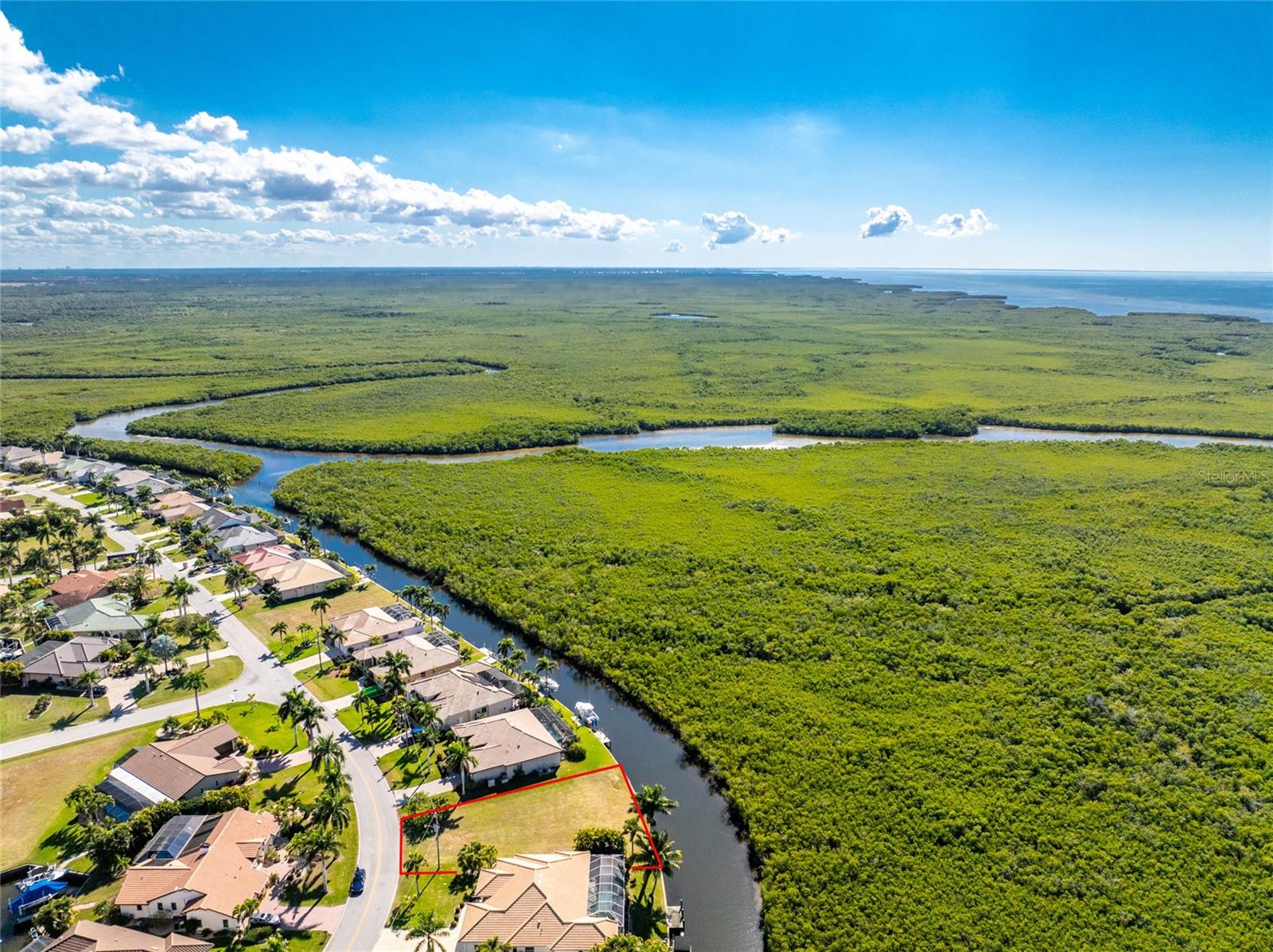 665 MACEDONIA DR, PUNTA GORDA, FL — photo 12