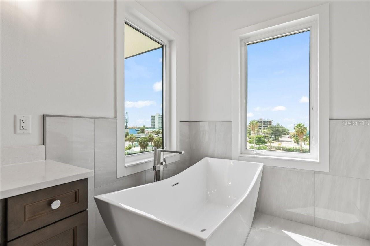 109 PUNTA VISTA DRIVE, ST PETE BEACH, FL — photo 32