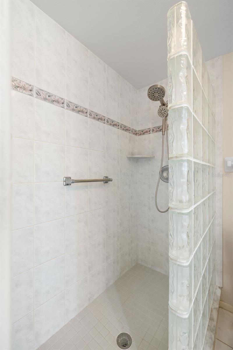 1316 PASADENA AVE S #204, SOUTH PASADENA, FL — photo 40
