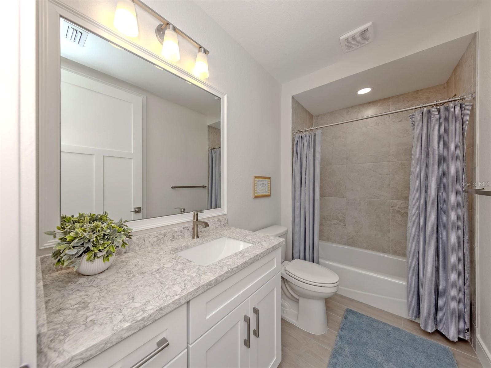 787 S. TAMIAMI TRAIL #302, VENICE, FL — photo 24