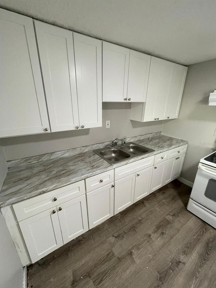 2910 E EMMA ST, TAMPA, FL — photo 9