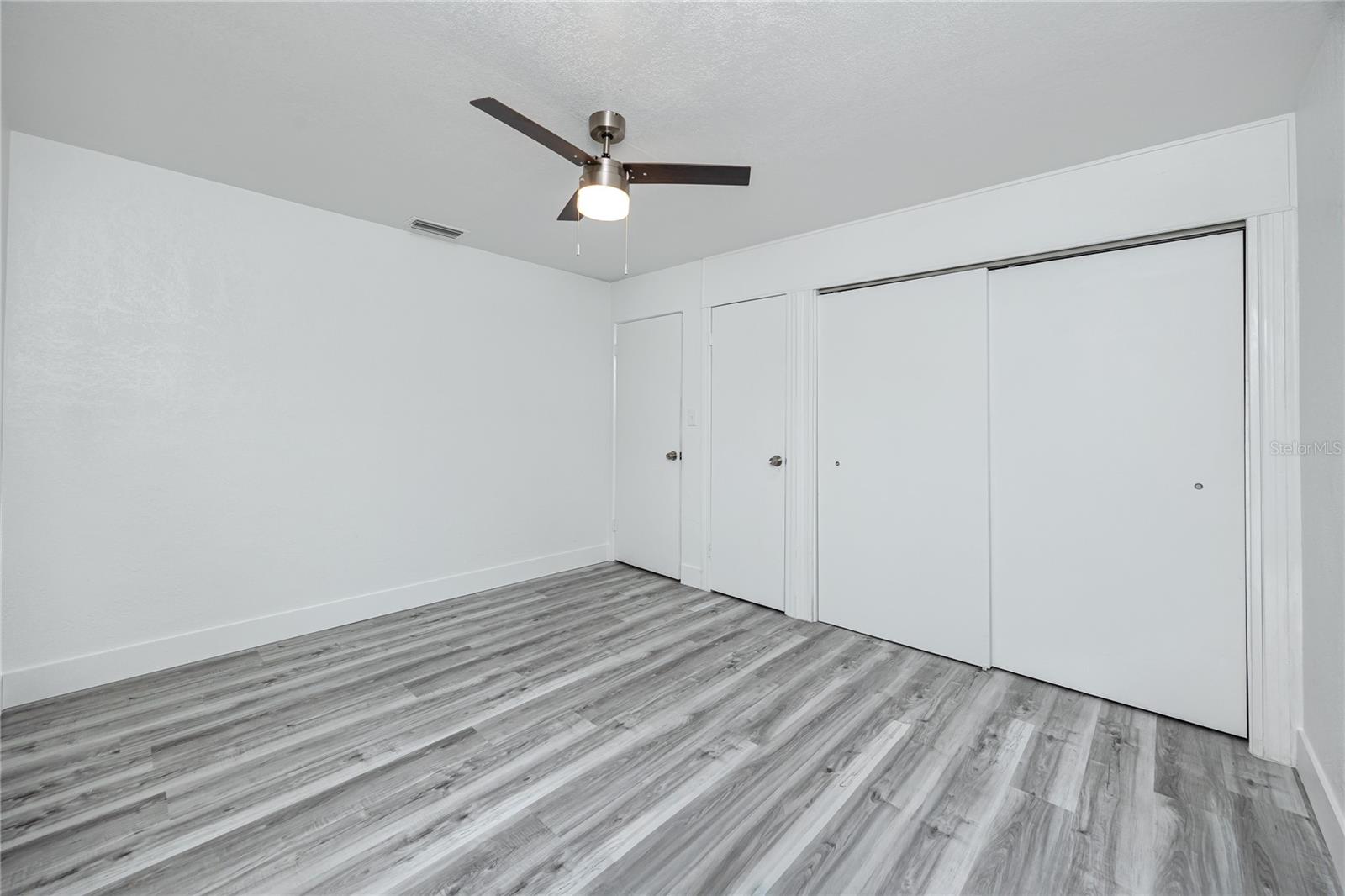 418 39TH AVE N, ST PETERSBURG, FL — photo 21