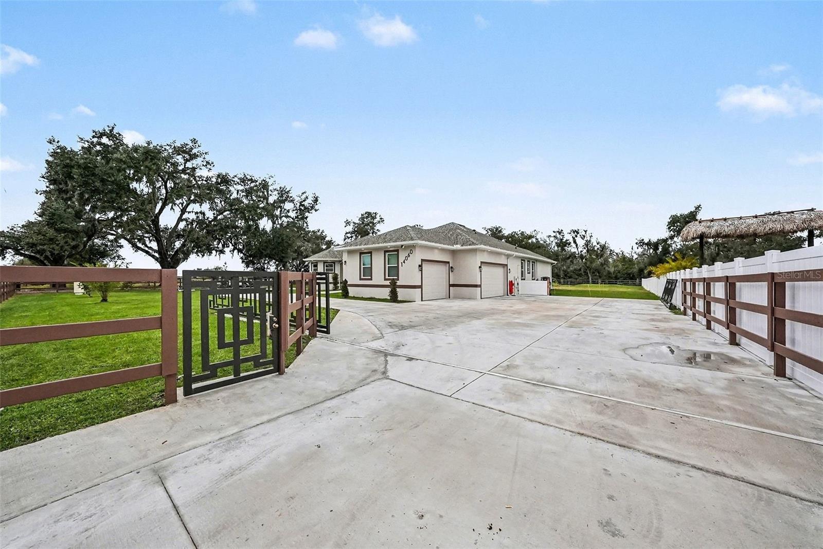 14060 SYDNEY RD, DOVER, FL — photo 6
