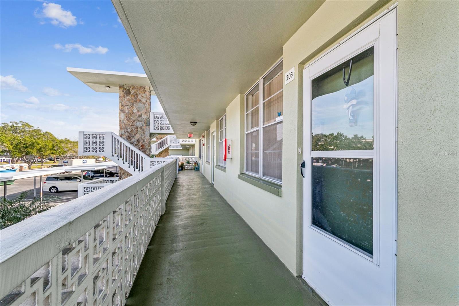 4885 1ST ST NE #203, ST PETERSBURG, FL — photo 2