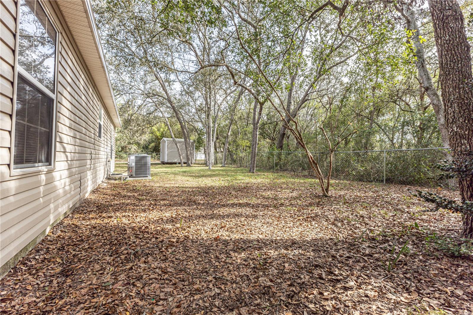 4438 CALAMONDIN ST, LADY LAKE, FL — photo 48
