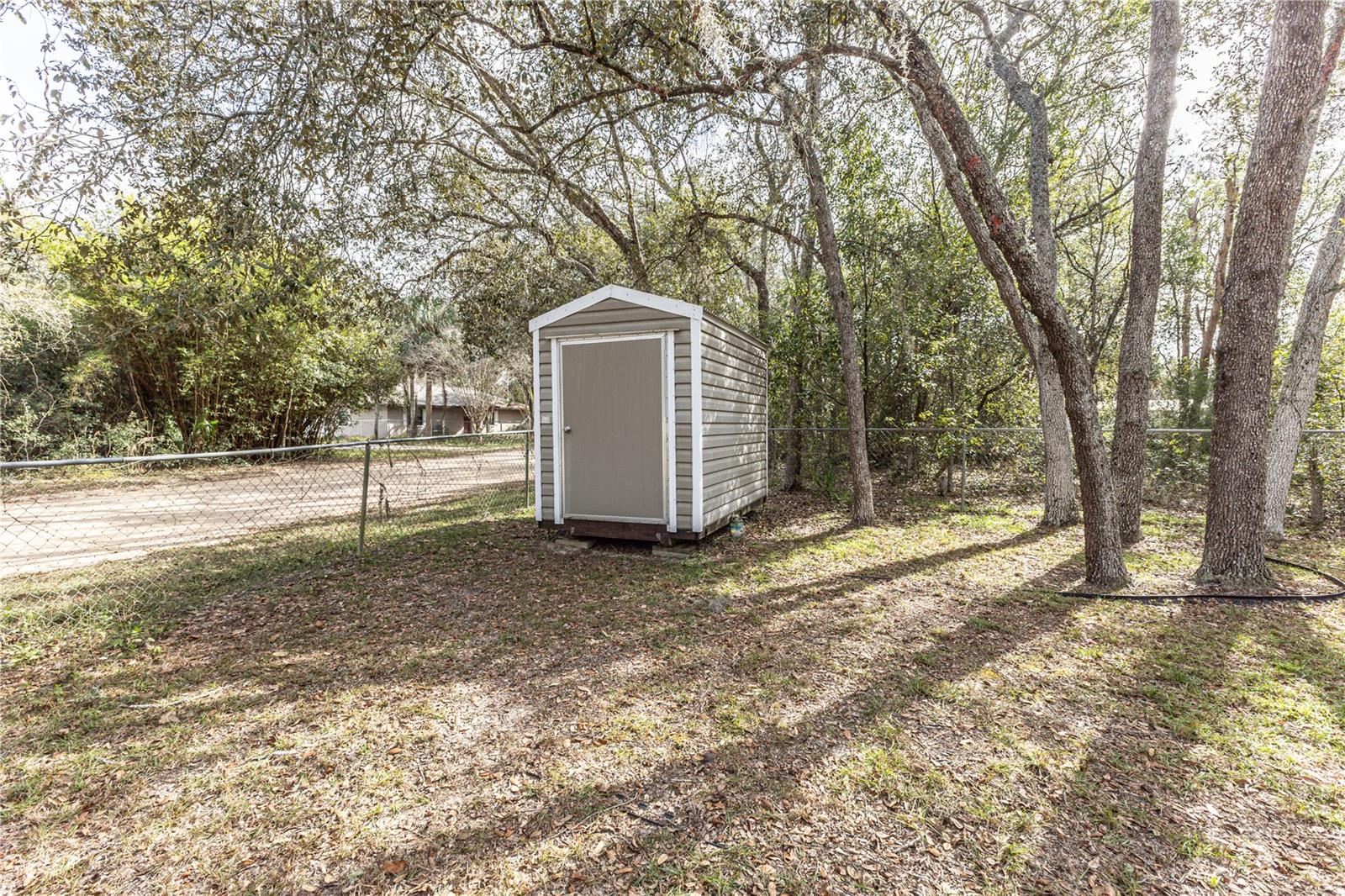 4438 CALAMONDIN ST, LADY LAKE, FL — photo 53