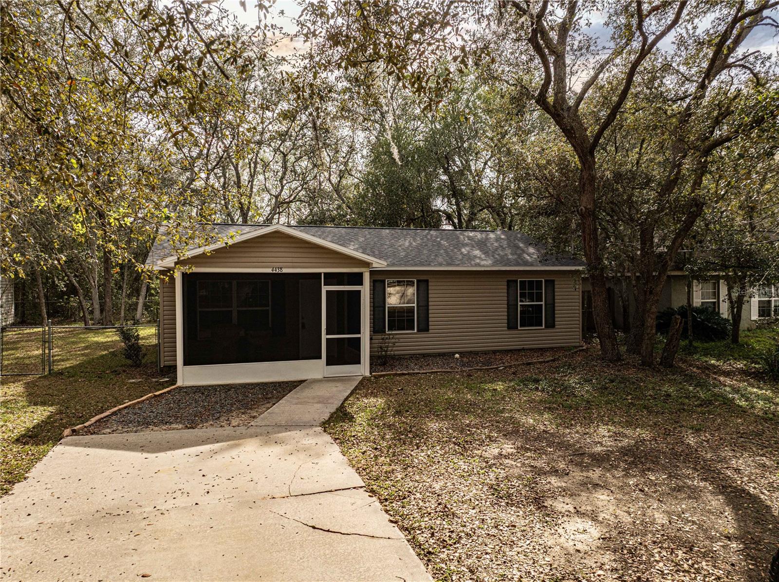 4438 CALAMONDIN ST, LADY LAKE, FL — photo 54
