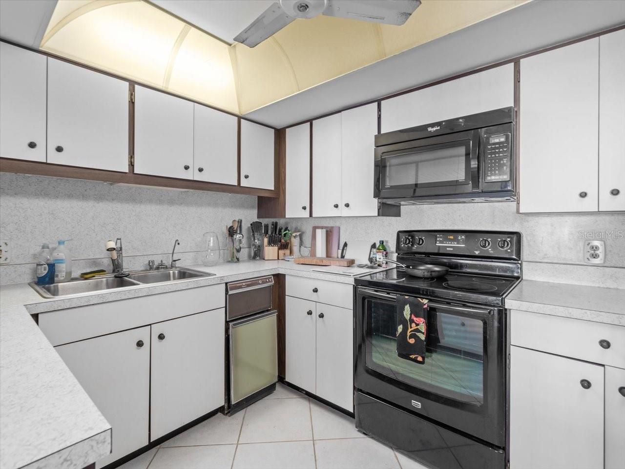 1400 GULF BLVD #806, CLEARWATER, FL — photo 36