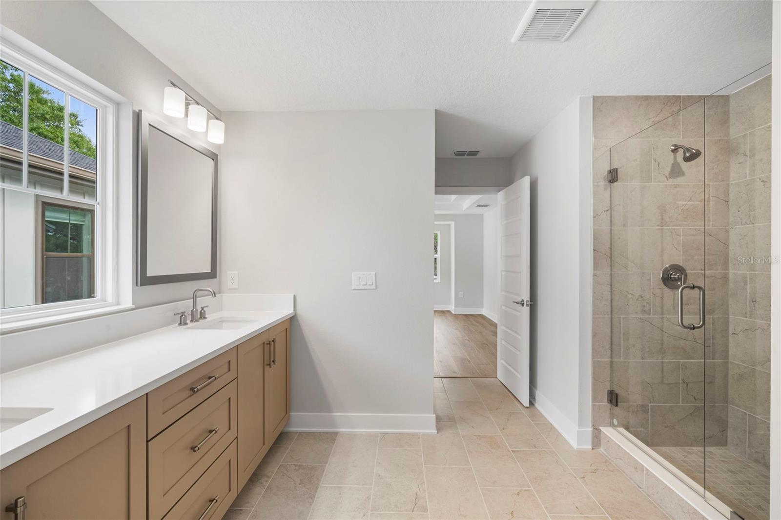 320 43RD AVE N, ST PETERSBURG, FL — photo 16