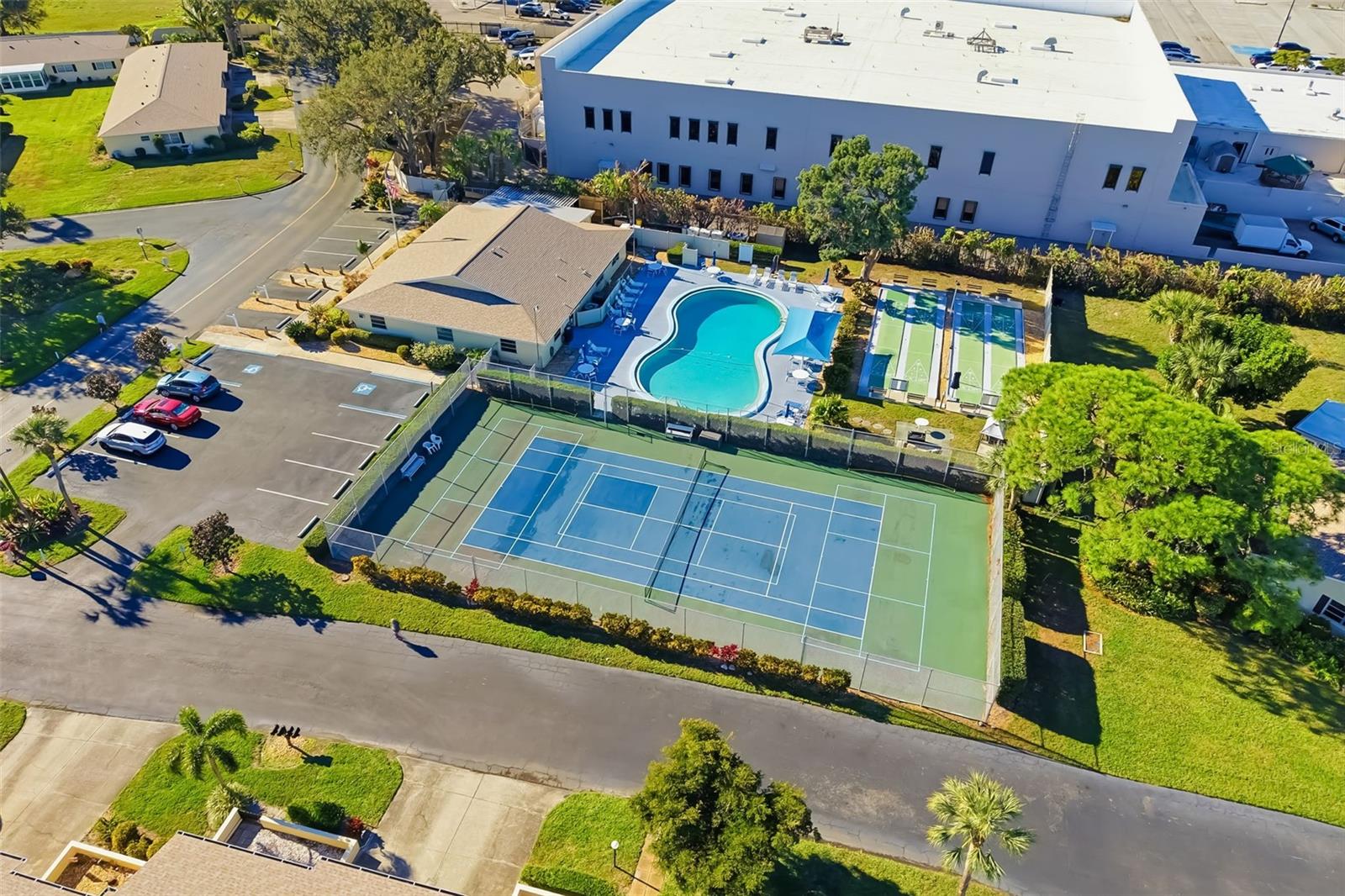 425 30TH AVE W #C112, BRADENTON, FL — photo 35