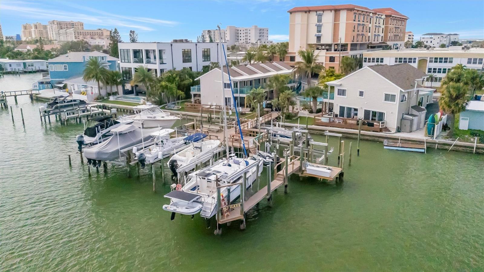 673 BAY ESPLANADE #204, CLEARWATER BEACH, FL — photo 5