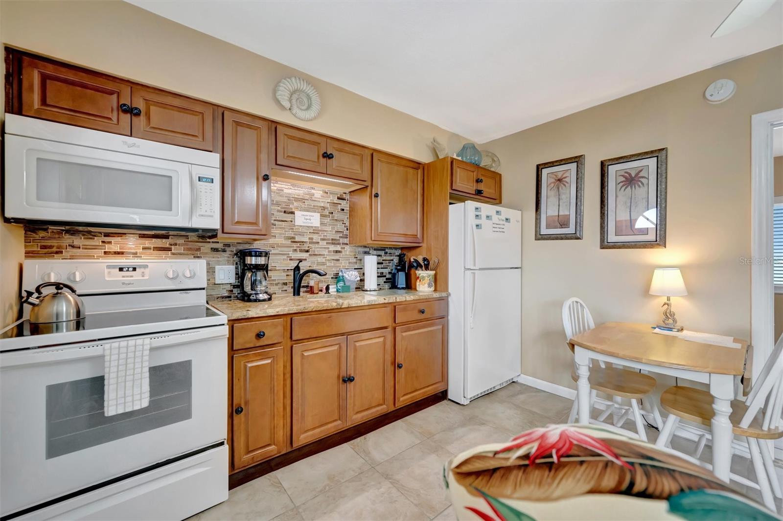 673 BAY ESPLANADE #204, CLEARWATER BEACH, FL — photo 11