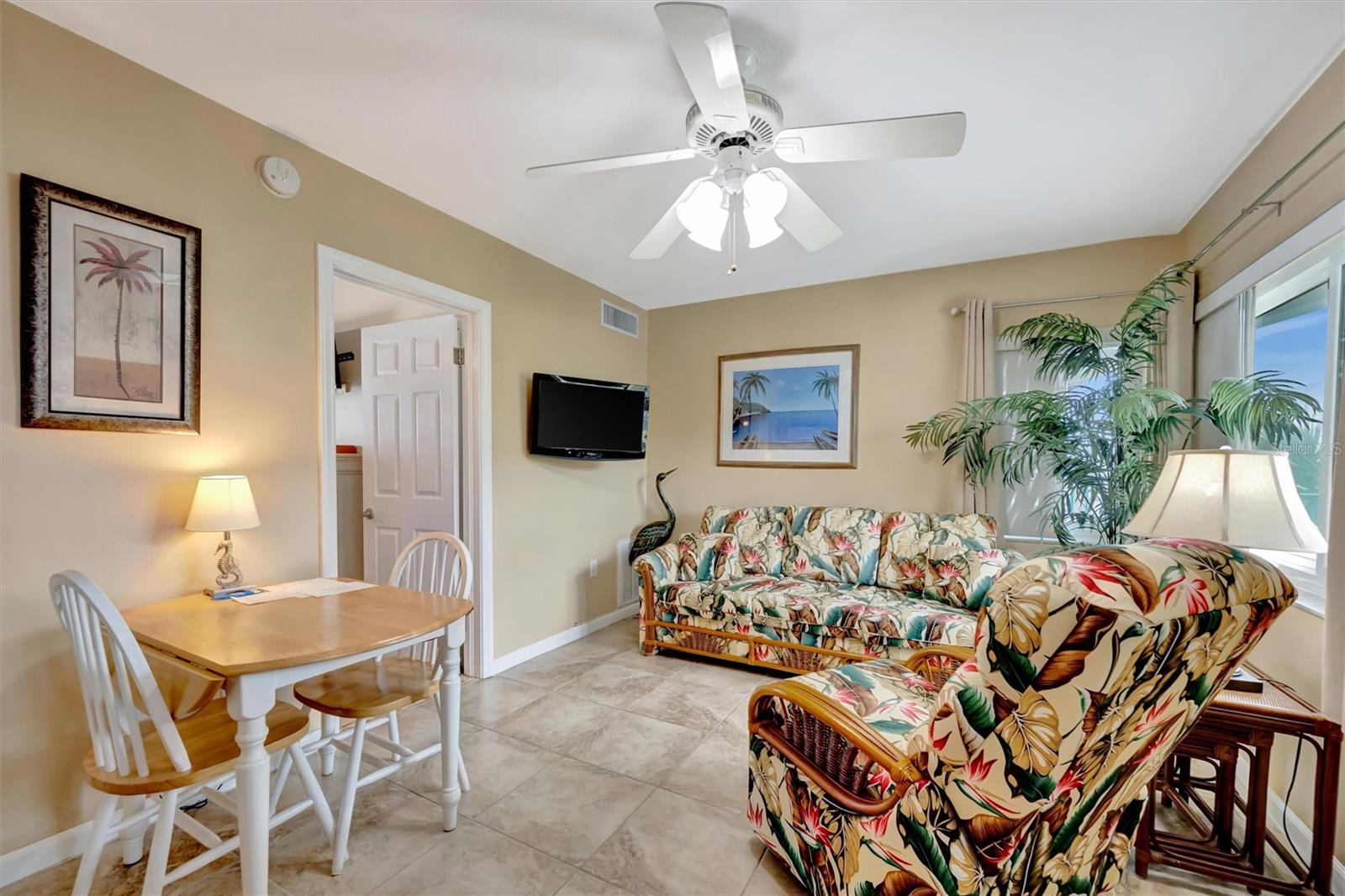 673 BAY ESPLANADE #204, CLEARWATER BEACH, FL — photo 15