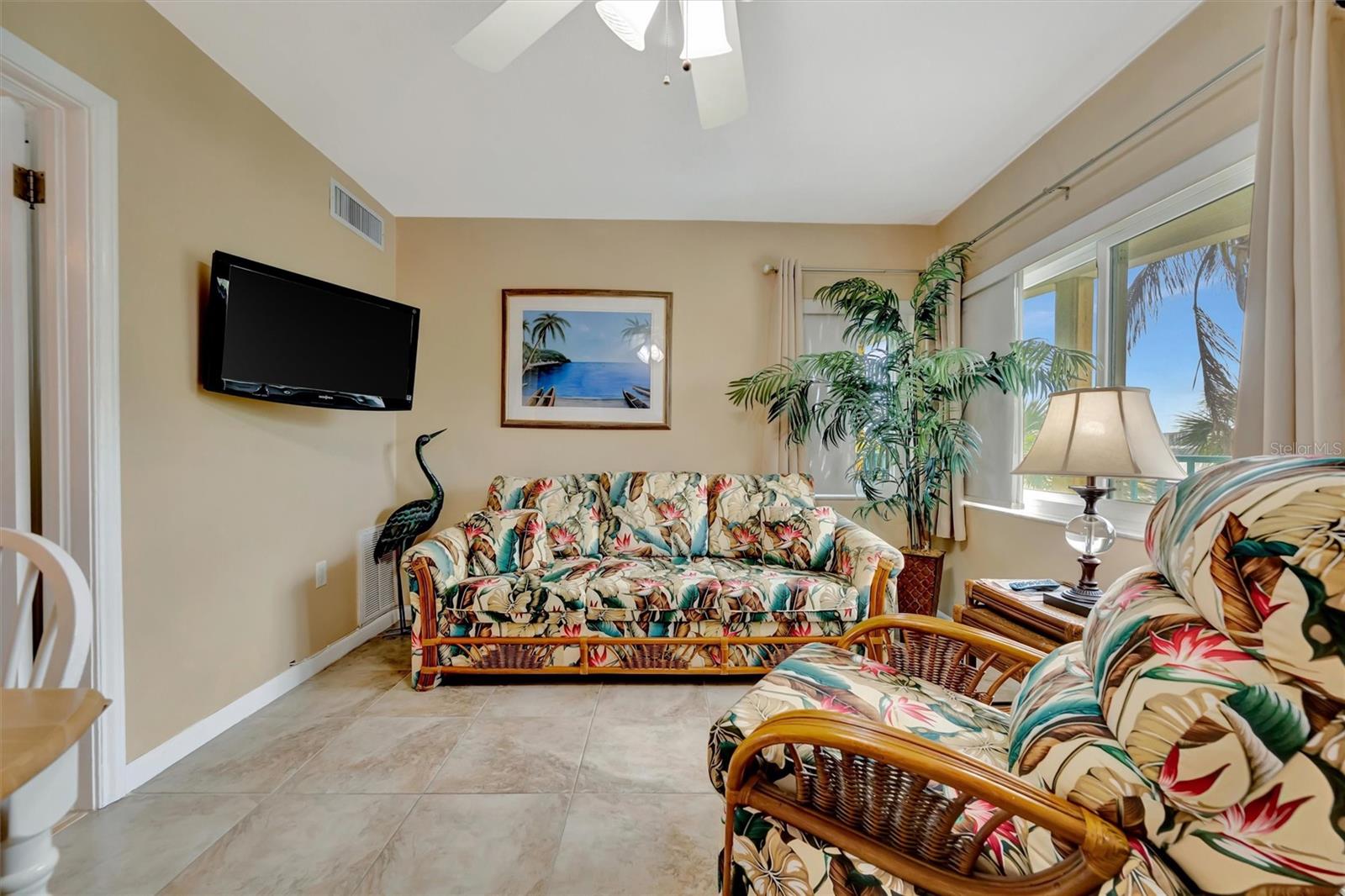 673 BAY ESPLANADE #204, CLEARWATER BEACH, FL — photo 16