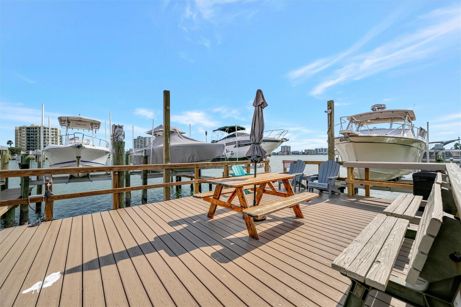 673 BAY ESPLANADE #204, CLEARWATER BEACH, FL — photo 32