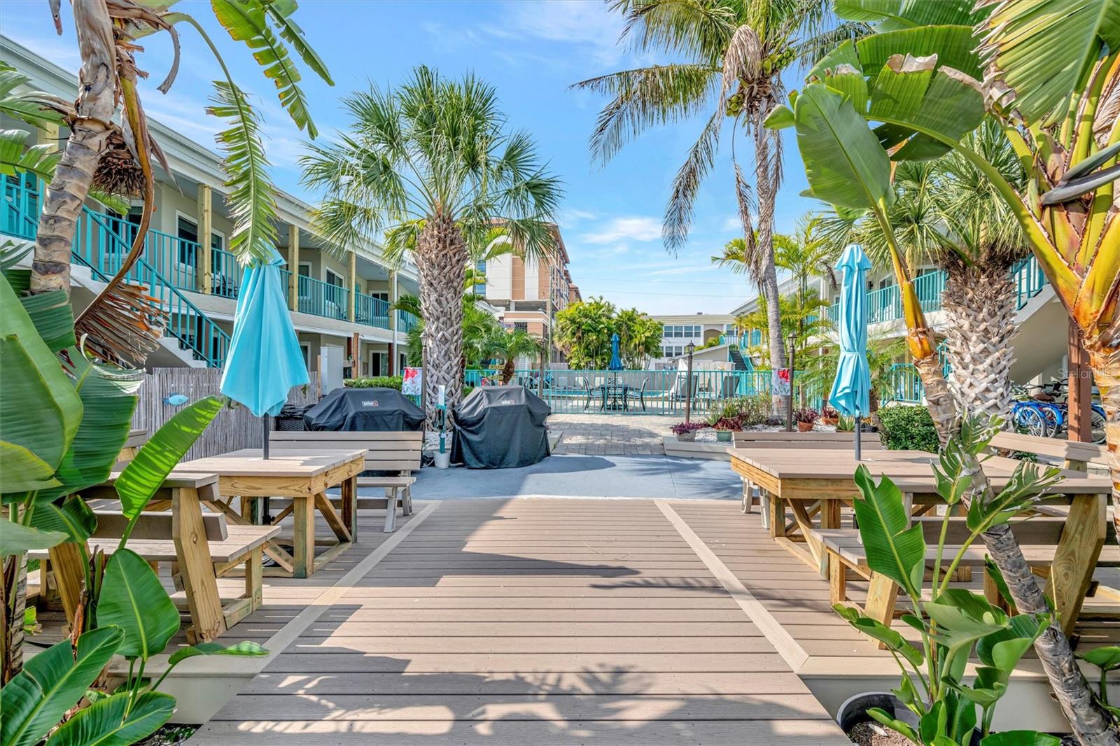 673 BAY ESPLANADE #204, CLEARWATER BEACH, FL — photo 41