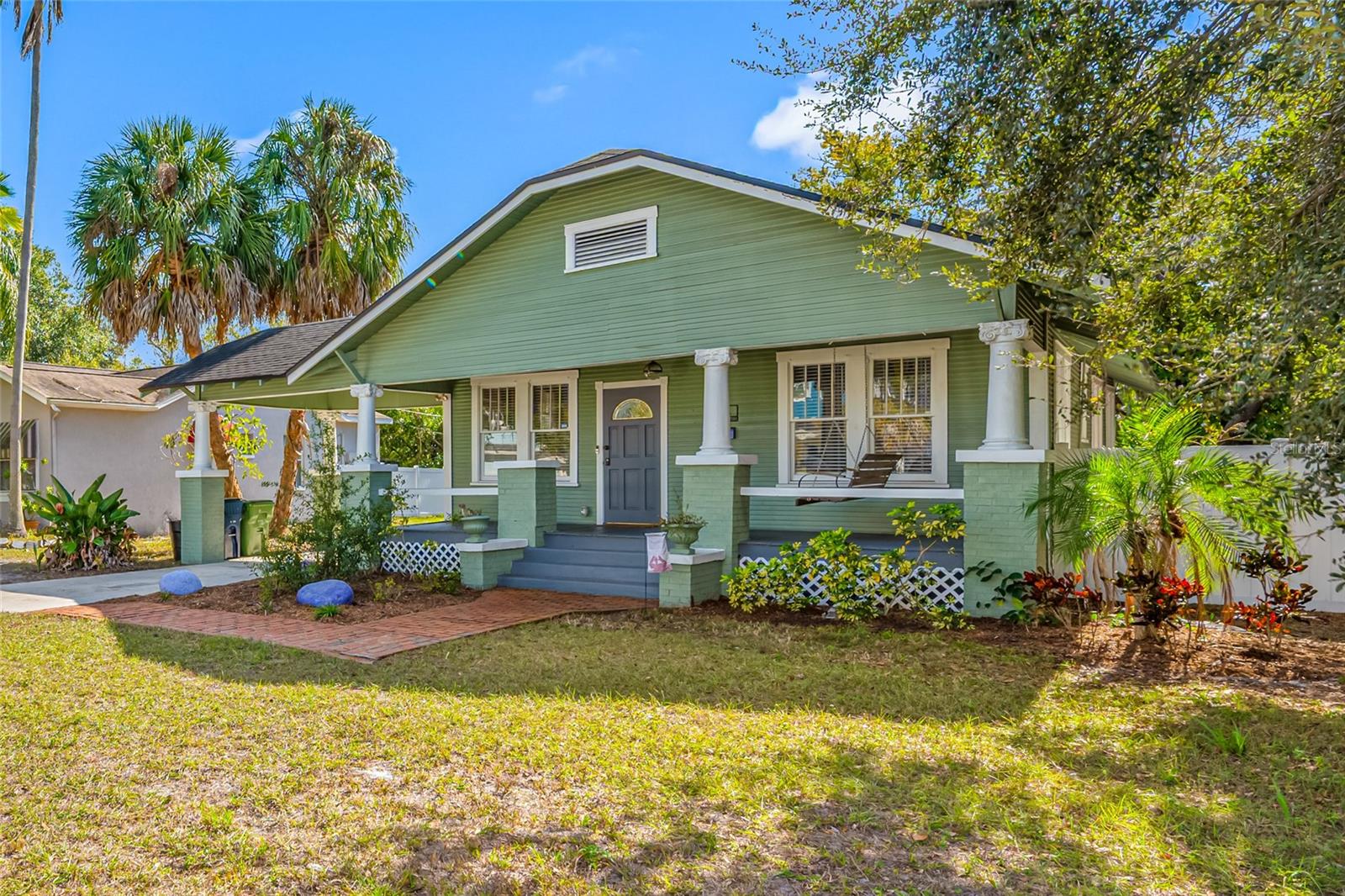 304 W HENRY AVE, TAMPA, FL — photo 2